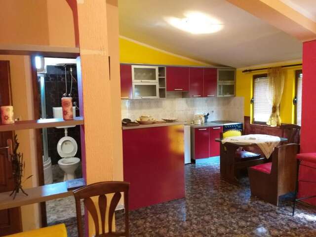 Апартаменты Apartment Excaffe Улцинь-97